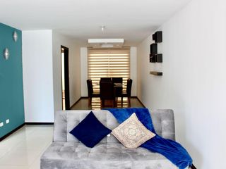 Foto 1 de Casa amoblada en  renta en Conjunto Monserrate - Pusuquí.