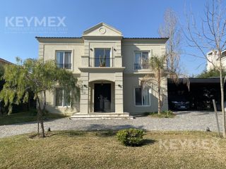 Foto 2 de Alquiler de casa con salida al Río y amarra propia