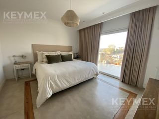 Foto 13 de Alquiler de casa con salida al Río y amarra propia