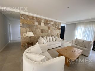 Foto 5 de Alquiler de casa con salida al Río y amarra propia