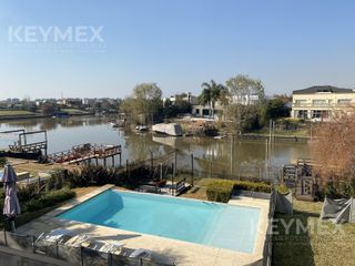 Foto 17 de Alquiler de casa con salida al Río y amarra propia