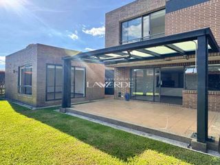 Foto 3 de En venta Casa Colibrí, esquinera, Entrelomas Bosque Residencial