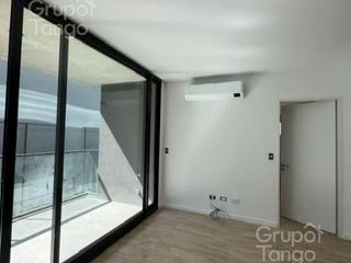 Foto 4 de Venta Departamento 2 Ambientes en Nuñez Con Cochera Cubierta