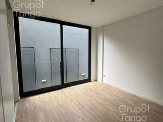 Foto 6 de Venta Departamento 2 Ambientes en Nuñez Con Cochera Cubierta
