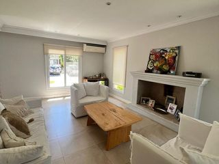 Foto 6 de Alquiler Anual Casa sin muebles al Rio  San Marco Villanueva