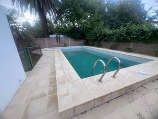 Foto 10 de Casa en  venta en Calle 495 y 496