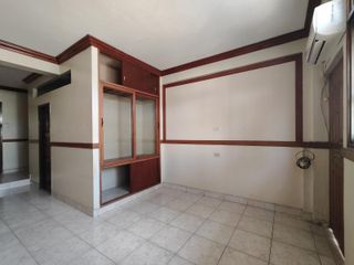 Foto 12 de Venta de Casa Unifamiliar en Manta