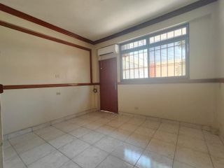 Foto 16 de Venta de Casa Unifamiliar en Manta