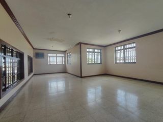 Foto 3 de Venta de Casa Unifamiliar en Manta