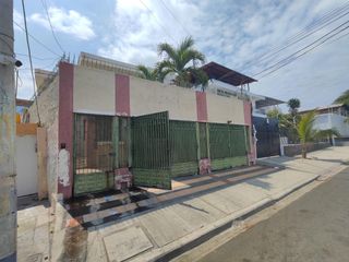Foto 17 de Venta de Casa Unifamiliar en Manta