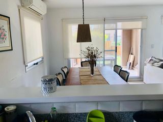 Foto 5 de NORDELTA. Lago del Sendero. 4 ambientes. PB con jardín. lago