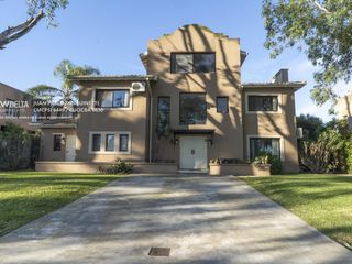Foto 2 de Casa en Venta, 9 Ambientes, en Barrio Laguna del Sol, Tigre