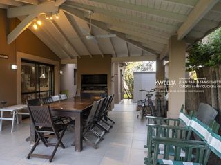 Foto 31 de Casa en Venta, 9 Ambientes, en Barrio Laguna del Sol, Tigre