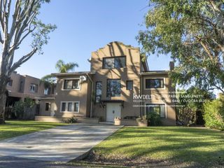Foto 1 de Casa en Venta, 9 Ambientes, en Barrio Laguna del Sol, Tigre
