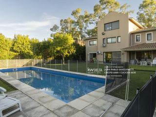 Foto 26 de Casa en Venta, 9 Ambientes, en Barrio Laguna del Sol, Tigre