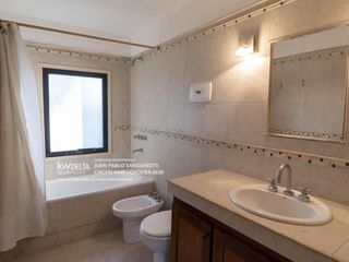 Foto 39 de Casa en Venta, 9 Ambientes, en Barrio Laguna del Sol, Tigre