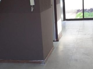 Foto 1 de Dúplex en venta - 2 Dormitorios 2 Baños - Cochera - 55Mts2 - Moreno