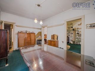 Foto 5 de Casa con 3 dormitorios en  Villa Devoto a mejorar lote 9,14 x 19