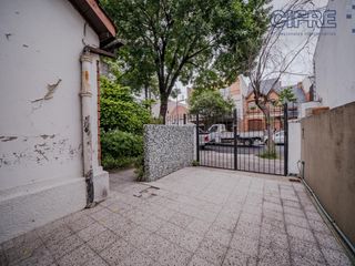 Foto 3 de Casa con 3 dormitorios en  Villa Devoto a mejorar lote 9,14 x 19
