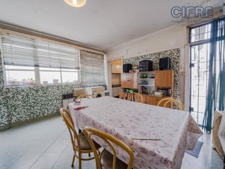 Foto 20 de Casa con 3 dormitorios en  Villa Devoto a mejorar lote 9,14 x 19