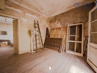 Foto 31 de Casa con 3 dormitorios en  Villa Devoto a mejorar lote 9,14 x 19