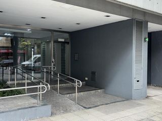 Foto 5 de EXCELENTE MONOAMBIENTE AL FRENTE CON BALCON IMPECABLE ESTADO