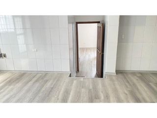 Foto 4 de La Carolina, Local Comercial en Renta, 320m2, 3 Ambientes