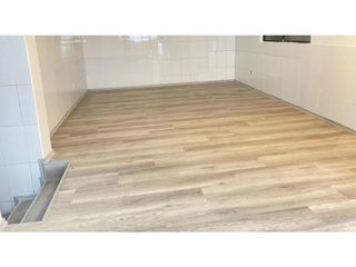 Foto 6 de La Carolina, Local Comercial en Renta, 320m2, 3 Ambientes