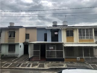 Foto 1 de Bonita casa en alquiler en Ciudad belen con parqueadero, Palmira.