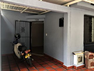 Foto 2 de Bonita casa en alquiler en Ciudad belen con parqueadero, Palmira.