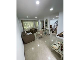 Foto 2 de Venta de casa en Calazans unidad cerrada