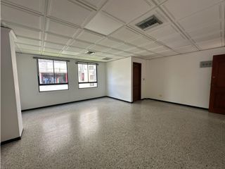Foto 1 de Se arrienda oficina en el Edificio Bahía, Santa Marta