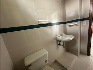 Foto 7 de Se arrienda oficina en el Edificio Bahía, Santa Marta