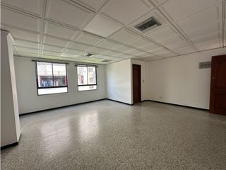 Foto 8 de Se arrienda oficina en el Edificio Bahía, Santa Marta