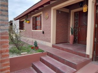 Foto 1 de SE VENDE CHALET EN STA MARIA DE PUNILLA
