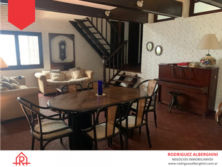 Foto 4 de Amplio chalet en alquiler