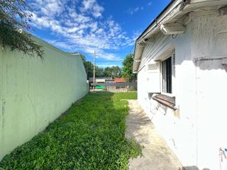 Foto 10 de Casas en venta en Berisso Barrio Obrero con parque