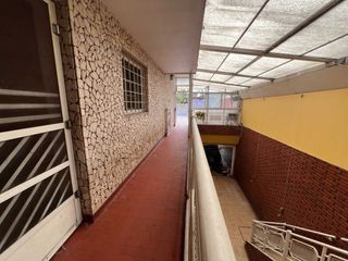 Foto 32 de Venta casa categoría parque chacabuco reciclada