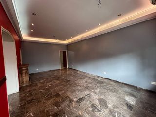 Foto 5 de Venta casa categoría parque chacabuco reciclada