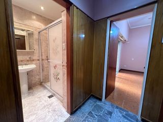 Foto 15 de Venta casa categoría parque chacabuco reciclada