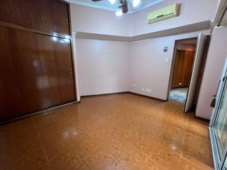 Foto 18 de Venta casa categoría parque chacabuco reciclada