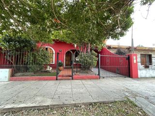 Foto 64 de CASA 5 AMB. C/PARQUE Y PILETA LOMAS  APTO CREDITO