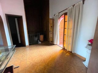 Foto 44 de CASA 5 AMB. C/PARQUE Y PILETA LOMAS  APTO CREDITO