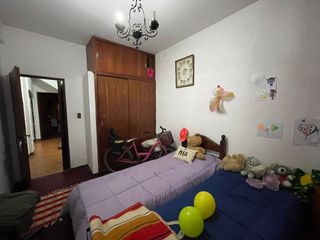Foto 30 de CASA 5 AMB. C/PARQUE Y PILETA LOMAS  APTO CREDITO