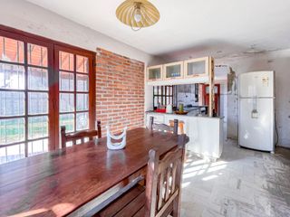 Foto 41 de VENTA CASA 5 AMB. R. ROJAS PARQUE PILETA QUINCHO