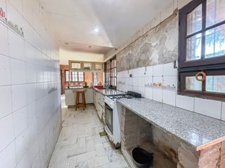 Foto 44 de VENTA CASA 5 AMB. R. ROJAS PARQUE PILETA QUINCHO