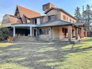 Foto 5 de VENTA CASA 5 AMB. R. ROJAS PARQUE PILETA QUINCHO