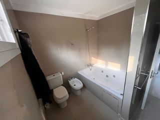 Foto 24 de VENTA CASA A LA LAGUNA 6 AMB.  BARRIO LA COMARCA