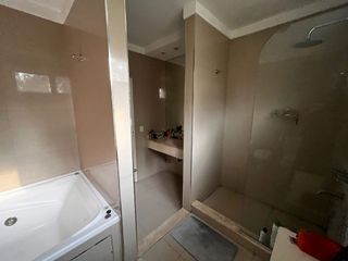 Foto 25 de VENTA CASA A LA LAGUNA 6 AMB.  BARRIO LA COMARCA