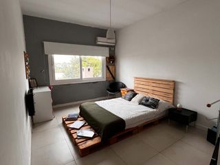Foto 17 de VENTA CASA A LA LAGUNA 6 AMB.  BARRIO LA COMARCA
